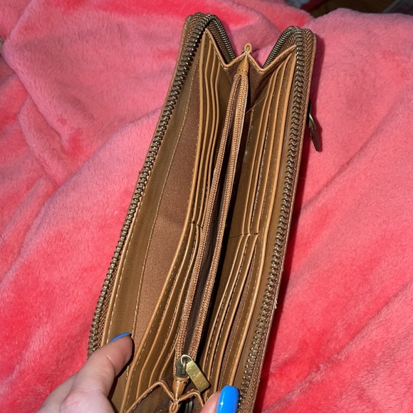 Fossil Wallet - Picture 3 of 3